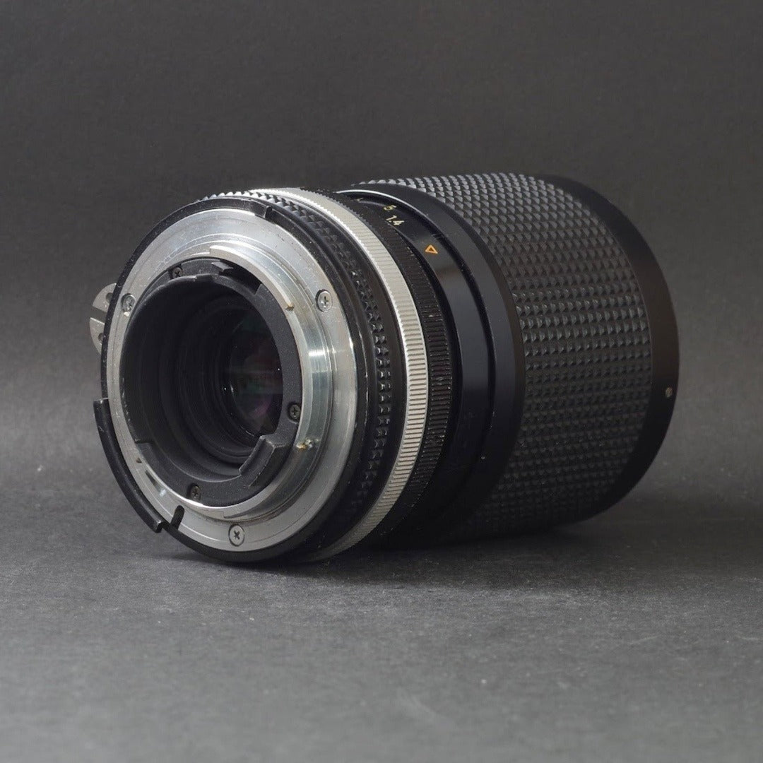 Nikon Zoom-NIKKOR 35-105mm f/3.5-4.5 Ai-S - Filem.sg