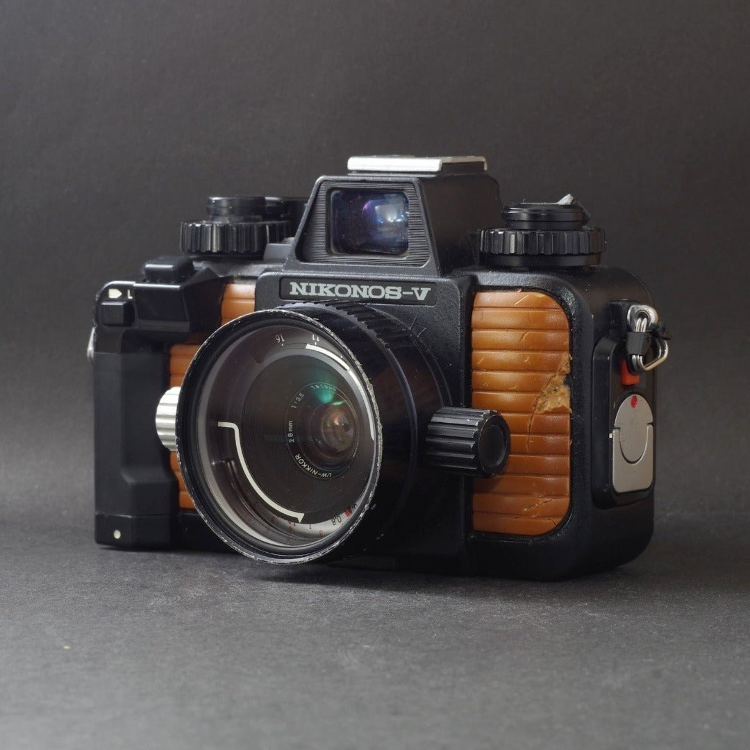 Nikon Nikonos V with UW-Nikkor 28mm f/3.5 - Filem.sg