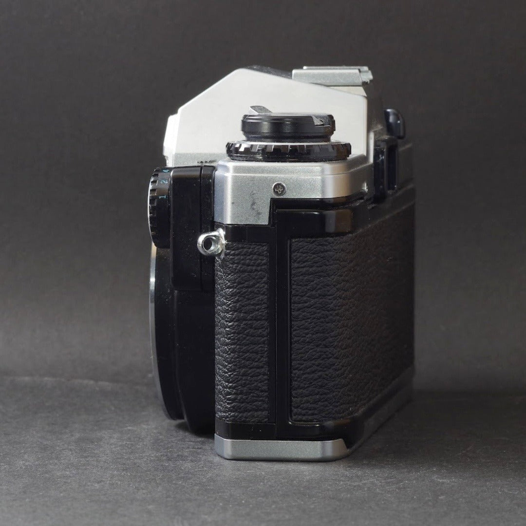 Olympus OM-10 - Filem.sg