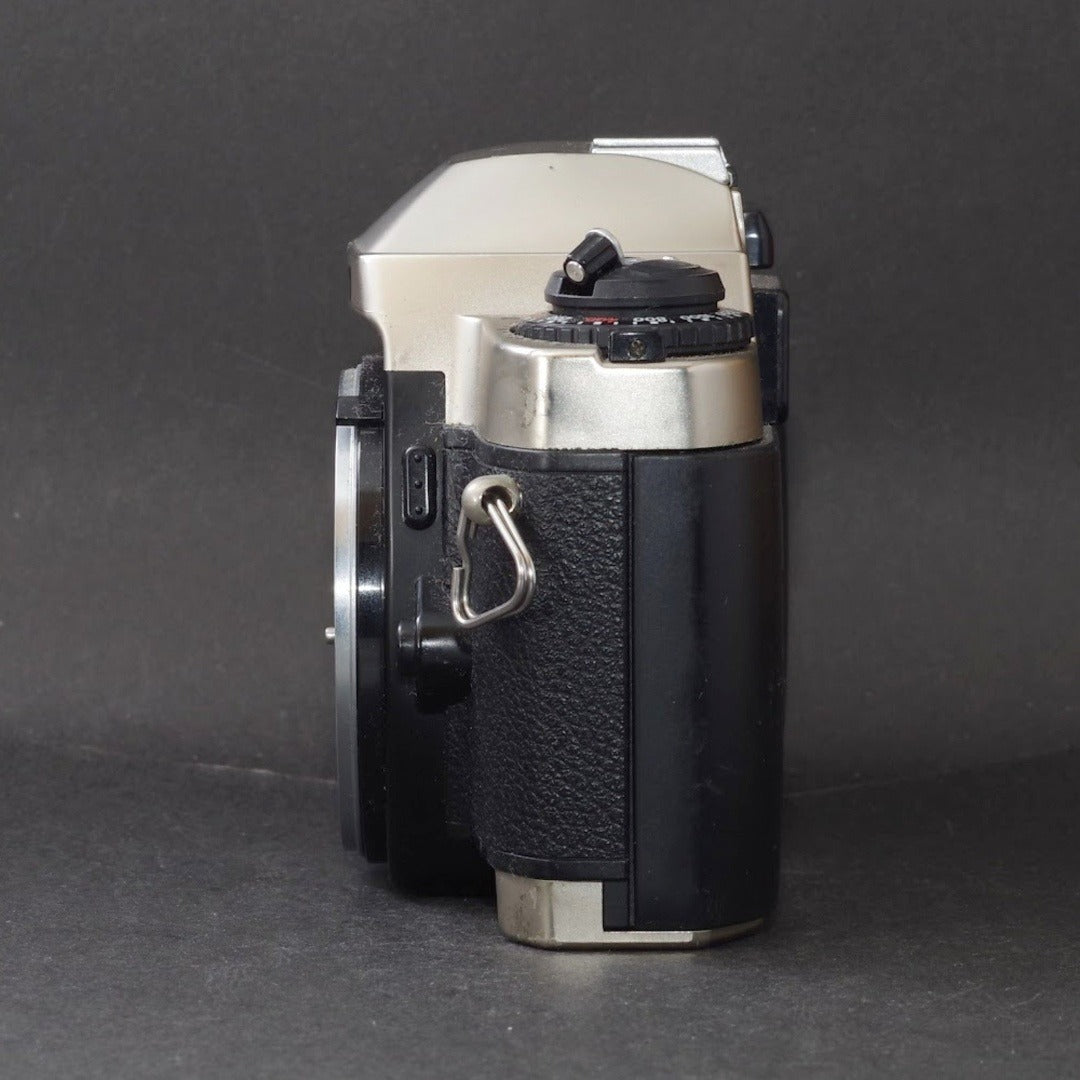 Nikon FE10 - Filem.sg