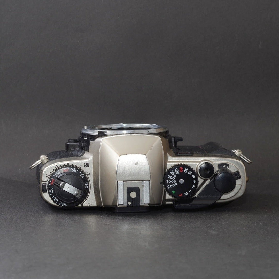 Nikon FE10 - Filem.sg