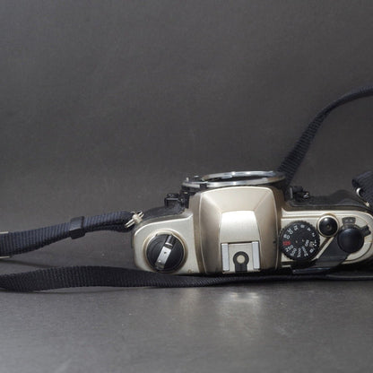 Nikon FM10 - Filem.sg