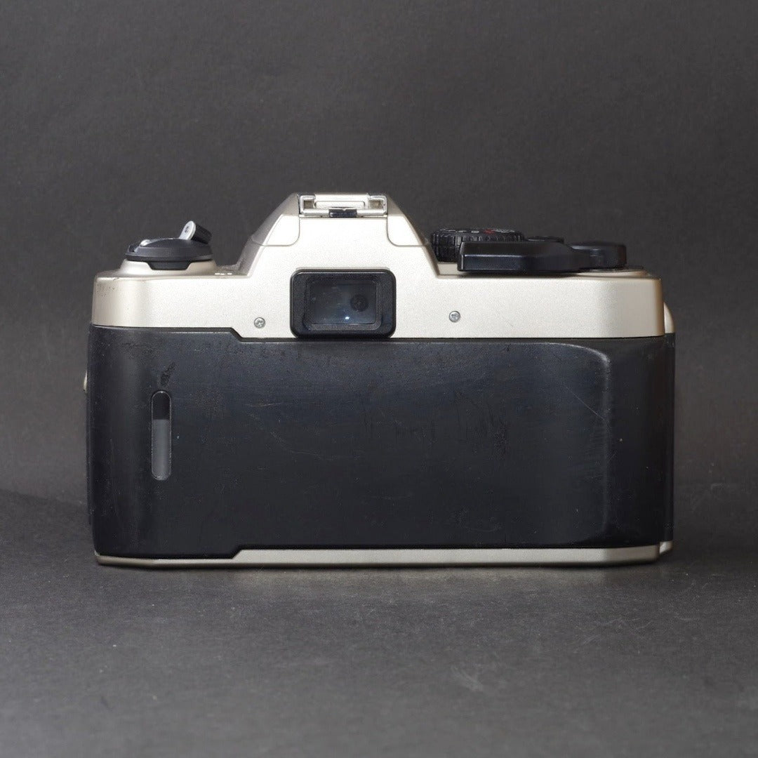 Nikon FM10 - Filem.sg