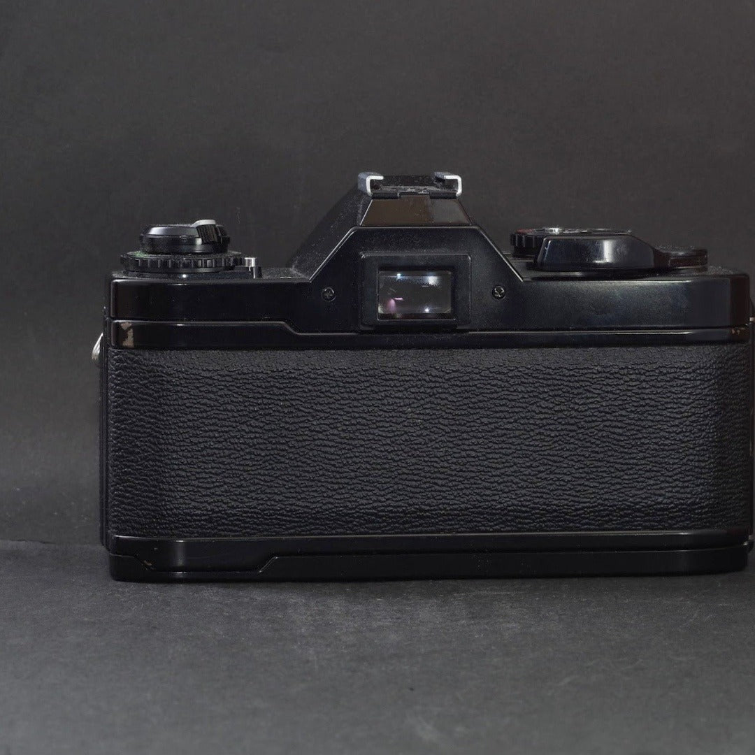 Canon AV-1 - Filem.sg