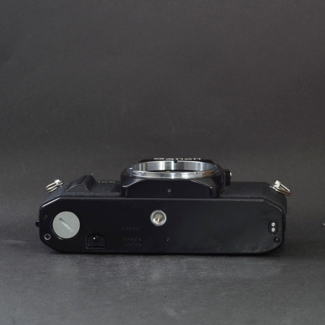 Canon AV-1 - Filem.sg