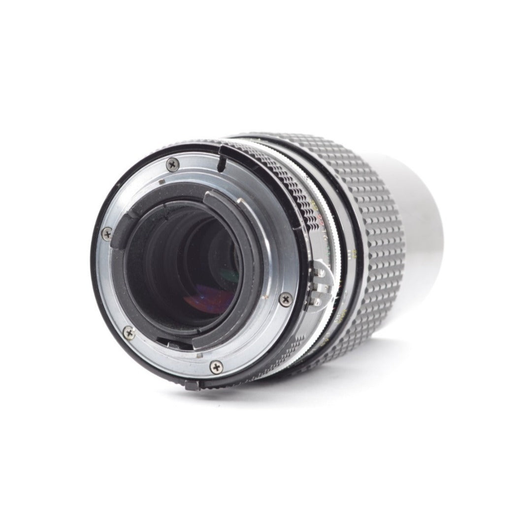 Nikon Nikkor 200mm f/4 Ai - Filem.sg