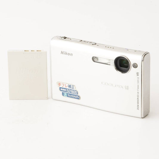 Nikon Coolpix S8 (Silver) - Filem.sg