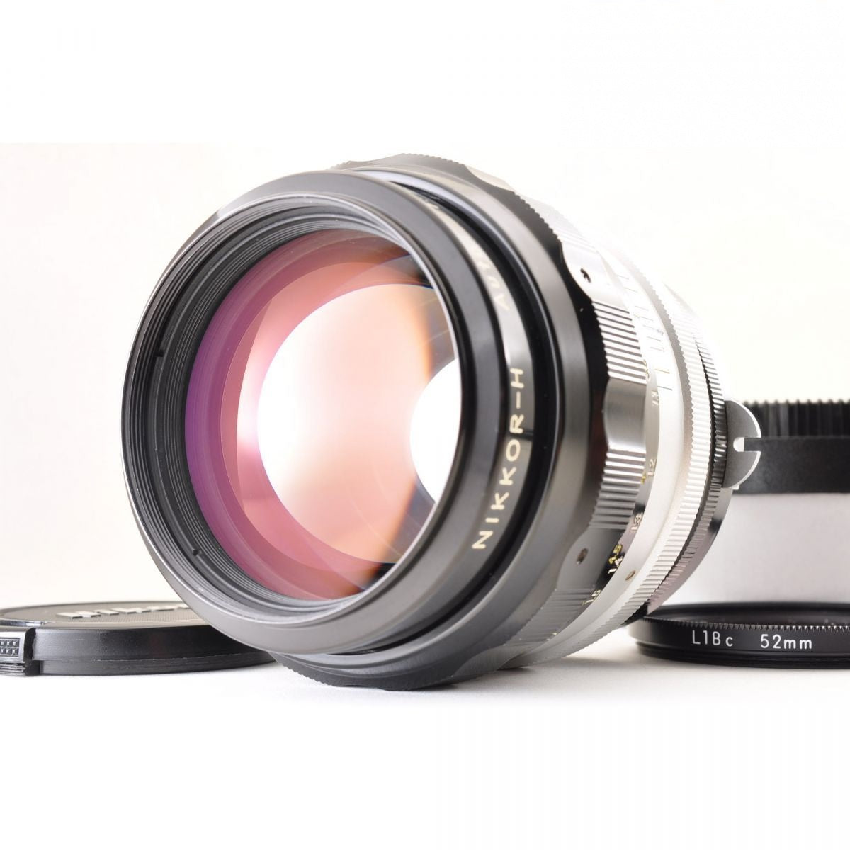 Nikon Nikkor-H Auto 85mm f/1.8 non-Ai - Filem.sg