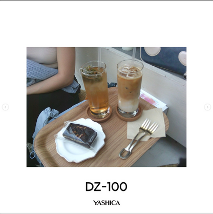 YASHICA x Hello Kitty Digital Camera DZ-100 (Pink)