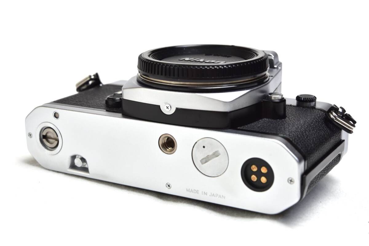 Nikon FE2 (Silver)