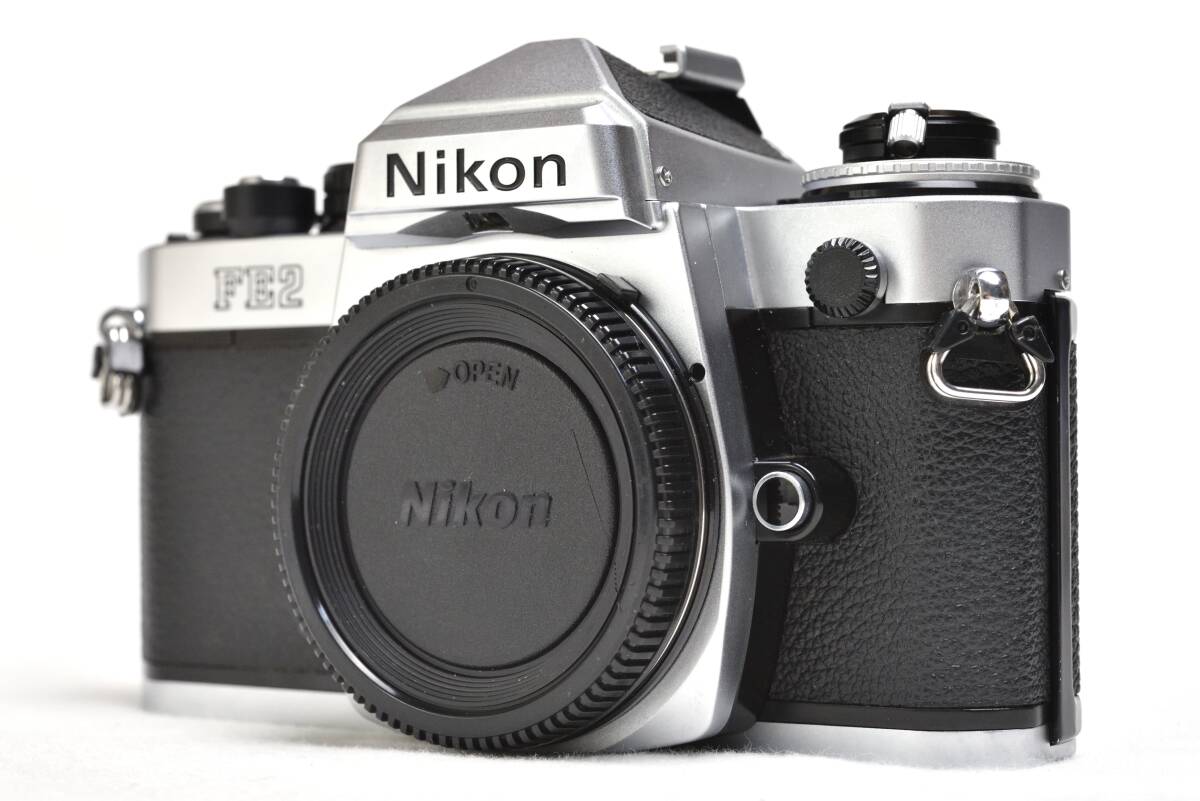 Nikon FE2 (Silver)