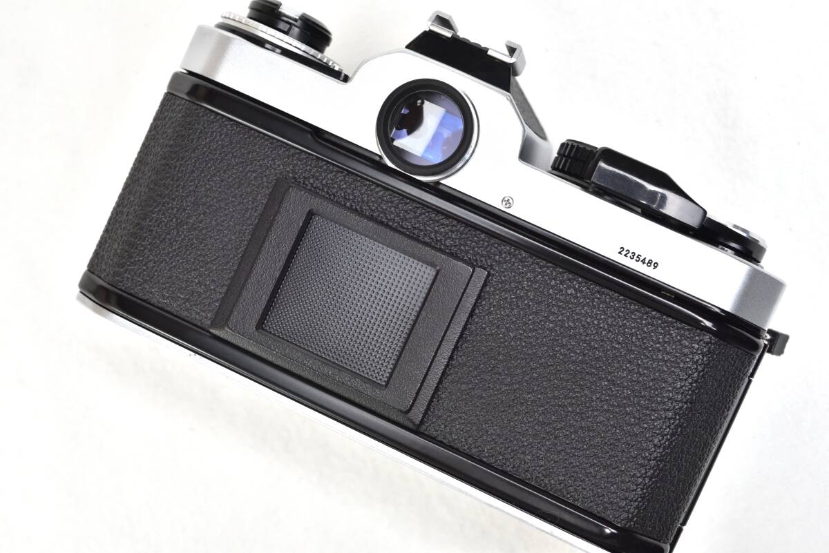 Nikon FE2 (Silver)