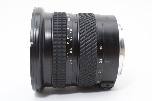 Tokina AF 19-35mm F3.5-4.5