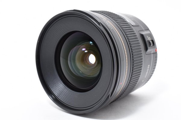 Canon EF 20mm F2.8 USM