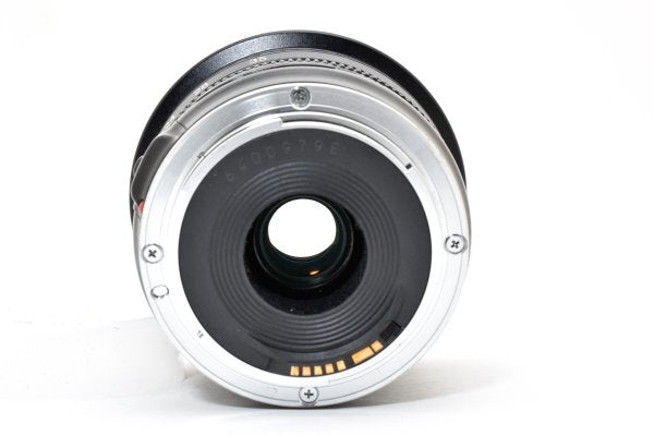 Canon EF 20-35mm F3.5-4.5 USM