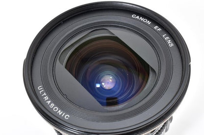 Canon EF 20-35mm F3.5-4.5 USM