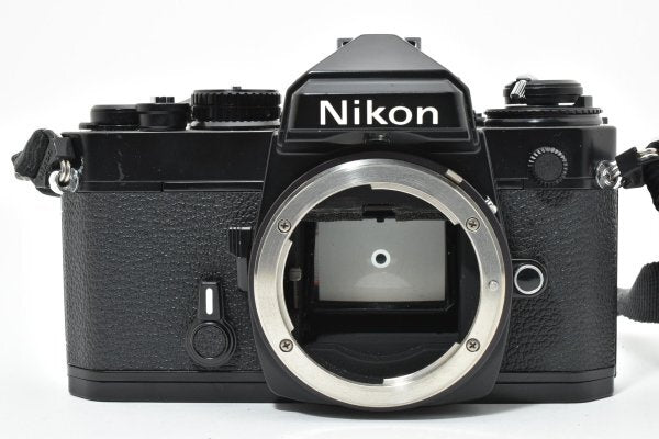 Nikon FE