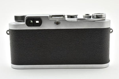Yashica YE + Yashikor 5cm f/2.8
