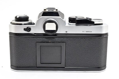 Nikon FE Silver