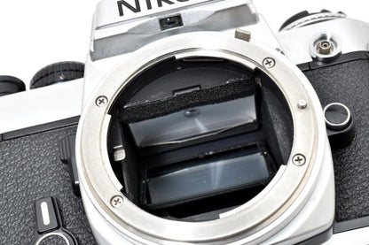 Nikon FE Silver