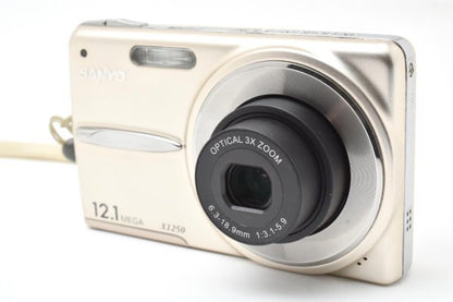 Sanyo DSC-X1250 - Filem.sg
