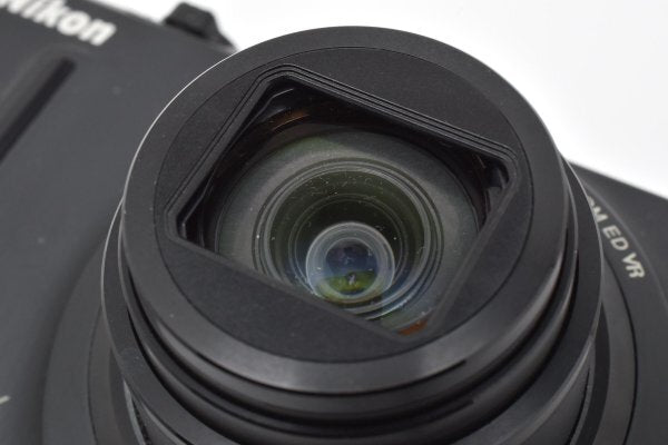 Nikon COOLPIX S9100