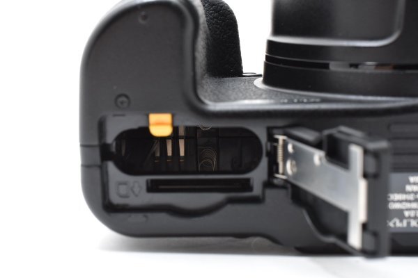 Nikon Coolpix P900 - Filem.sg