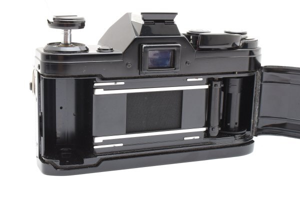 Canon AE-1