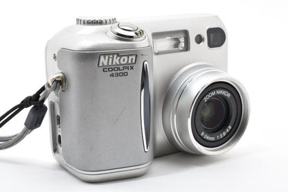 Nikon COOLPIX 4300
