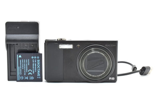 Ricoh R8 - Filem.sg
