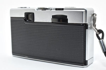 Olympus PEN EED with F.Zuiko 32mm f/1.7