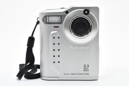 Fujifilm FinePix 2700
