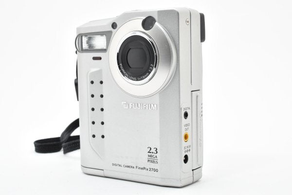 Fujifilm FinePix 2700