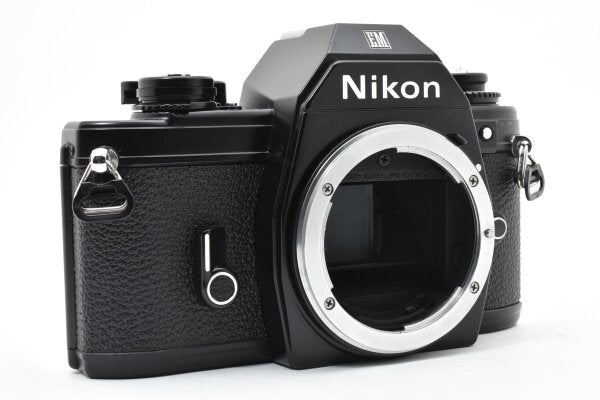 Nikon EM