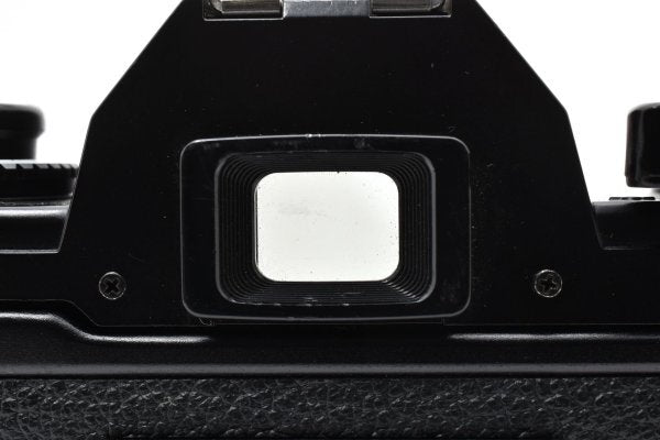 Nikon EM