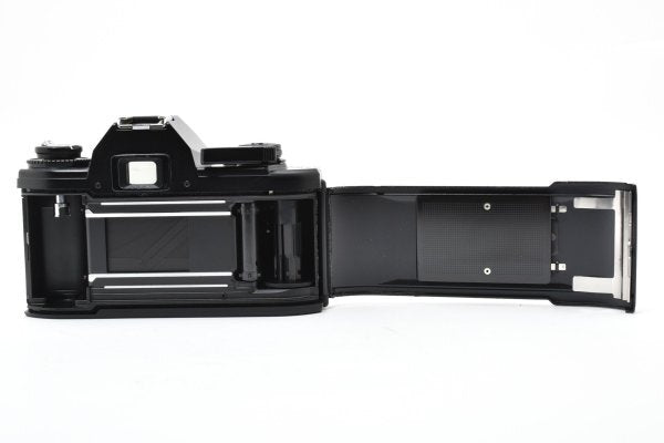 Nikon EM