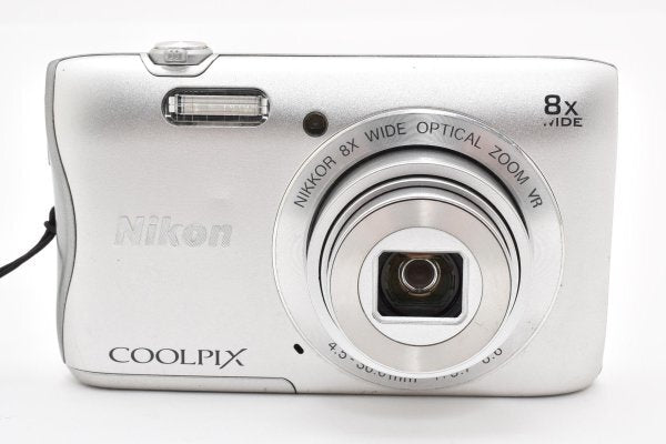 Nikon COOLPIX S3700 Silver