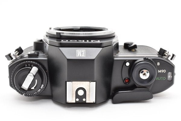 Nikon EM