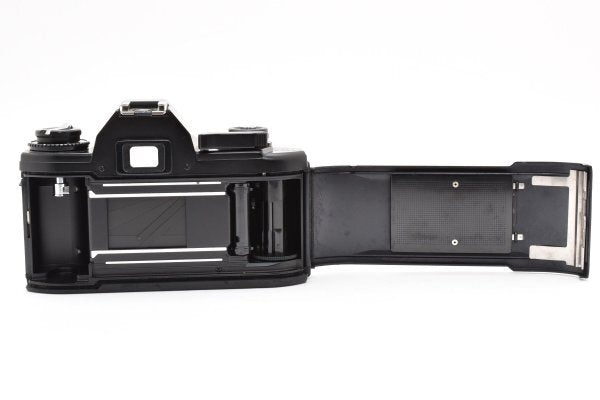 Nikon EM