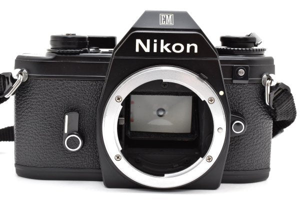 Nikon EM