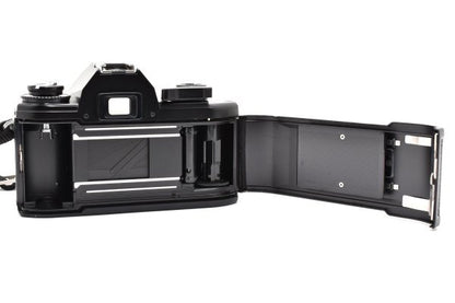 Nikon EM