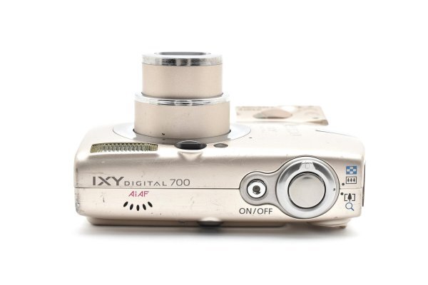 Canon IXY DIGITAL 700