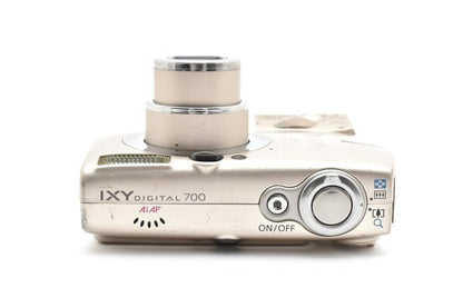 Canon IXY DIGITAL 700