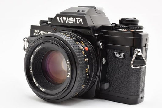 Minolta X-700 front view
