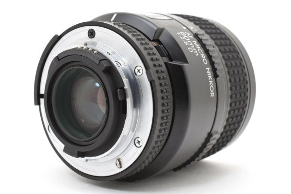 Nikon AF MICRO Nikkor 60mm f2.8D - Filem.sg