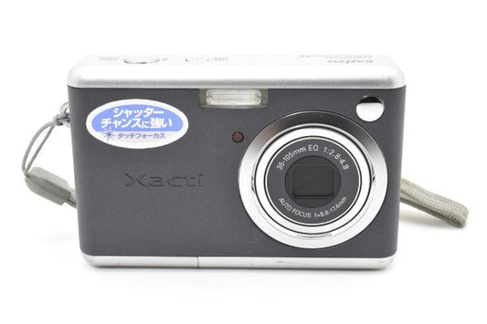 Sanyo Xacti DSC-S6 - Filem.sg