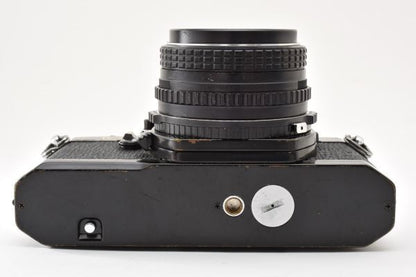 Pentax K2 with SMC Pentax 50mm f/1.7 (Black) - Filem.sg