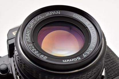 Pentax K2 with SMC Pentax 50mm f/1.7 (Black) - Filem.sg