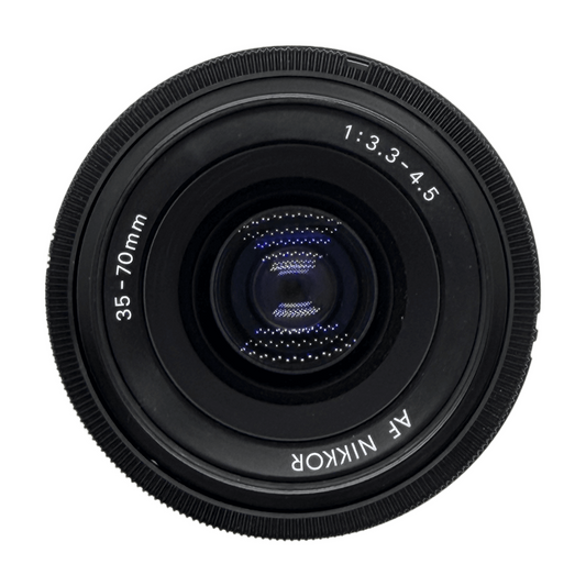 Nikon AF Nikkor 35-70mm f/3.3-4.5, front element