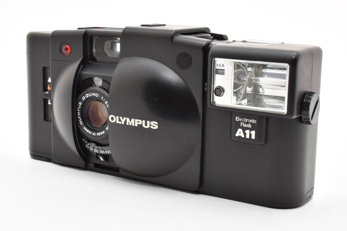 Olympus XA2